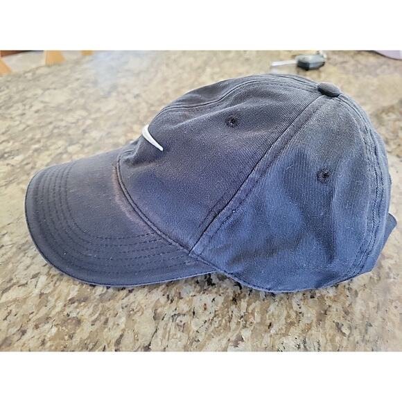 Nike Golf Hat Adult Size Adjustable Cap One Size Fits All Mens Strapback Black - Picture 3 of 9